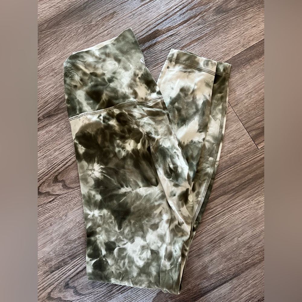 Lululemon align leggings size 8 tie dye